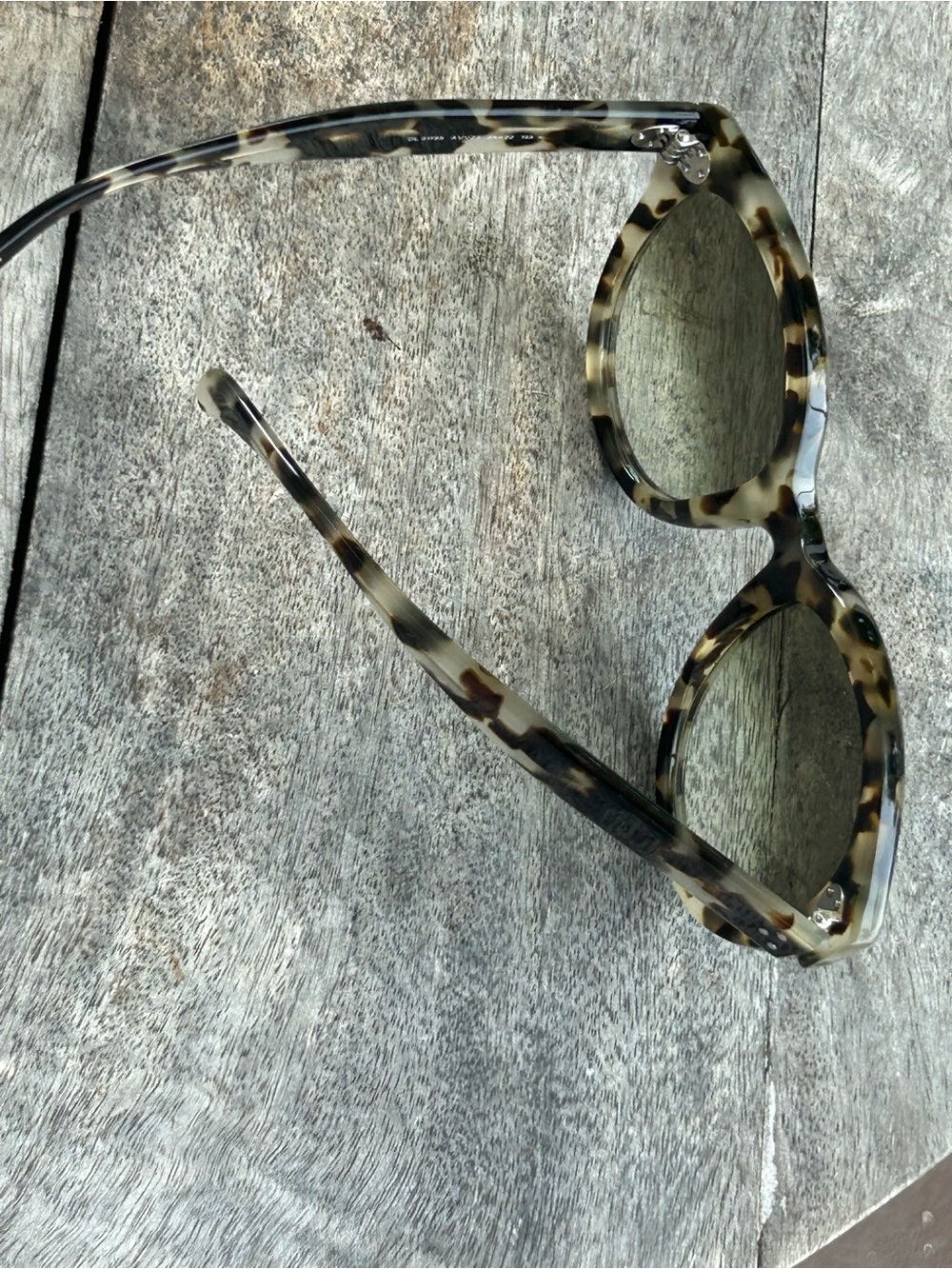 Celine Authentic Spotted Havana Sunglasses with Brown-Green Gradient Lenses - Picture 7 of 15